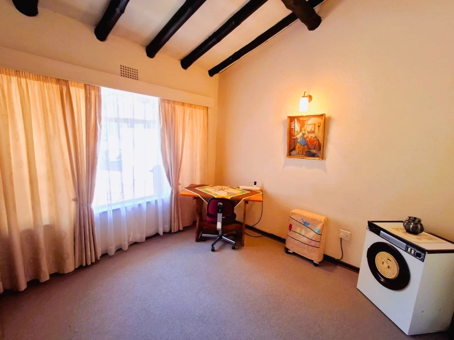 3 Bedroom Property for Sale in Vaalpark Free State